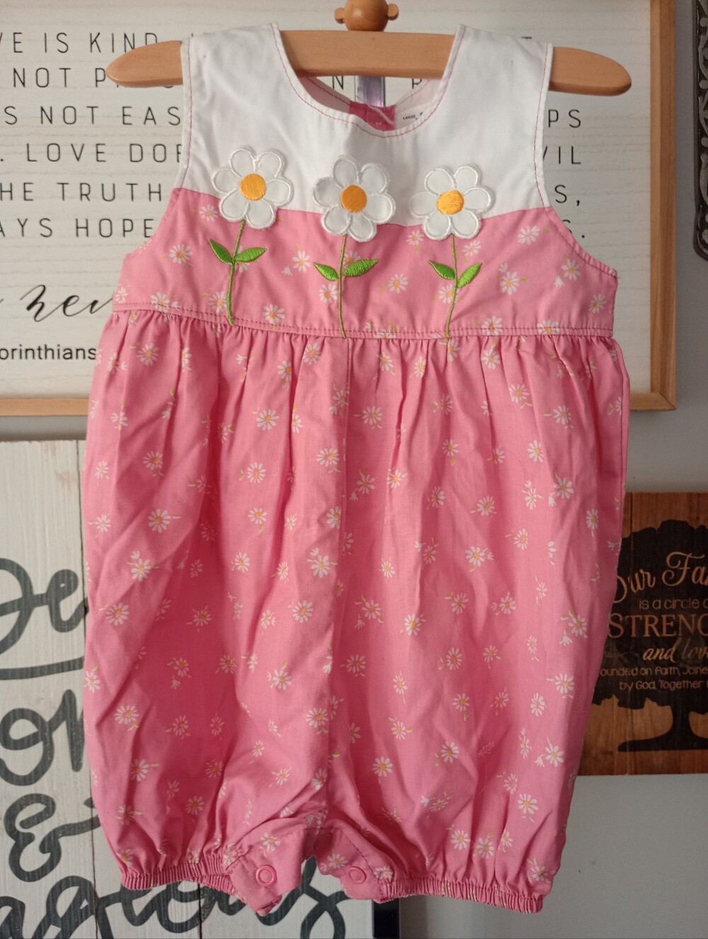 Baby girls Vintage Romper 6-9 Months Small Steps Flower Romper Baby Girl 6-9 Mon